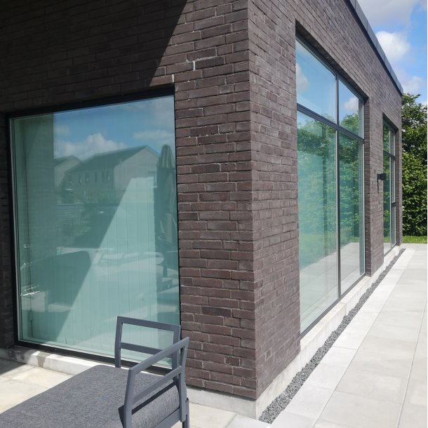 3M Prestige 70 Exterior